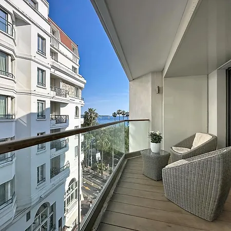 7 Croisette Apartment *