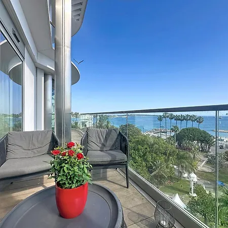 7 Croisette Apartment *