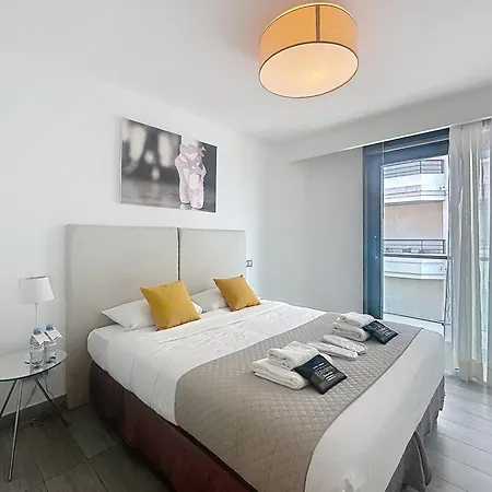 7 Croisette * Cannes