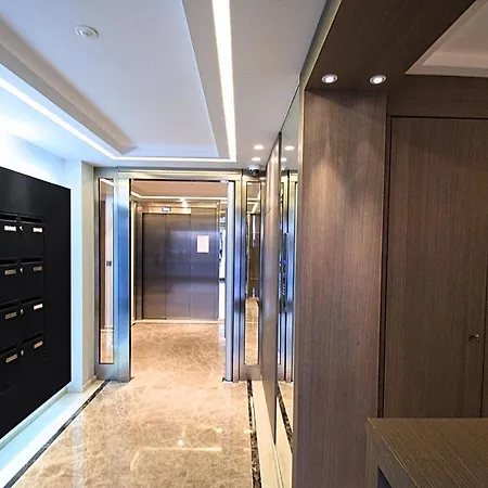 7 Croisette * קאן