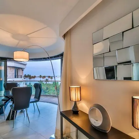 7 Croisette Апартаменты